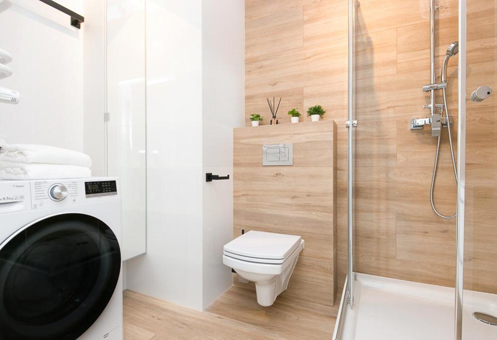 شقة Apartament Black Zajezdnia Wrzeszcz غدانسك المظهر الخارجي الصورة