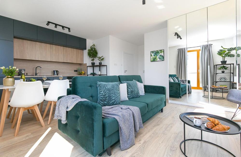 شقة Apartament Black Zajezdnia Wrzeszcz غدانسك المظهر الخارجي الصورة